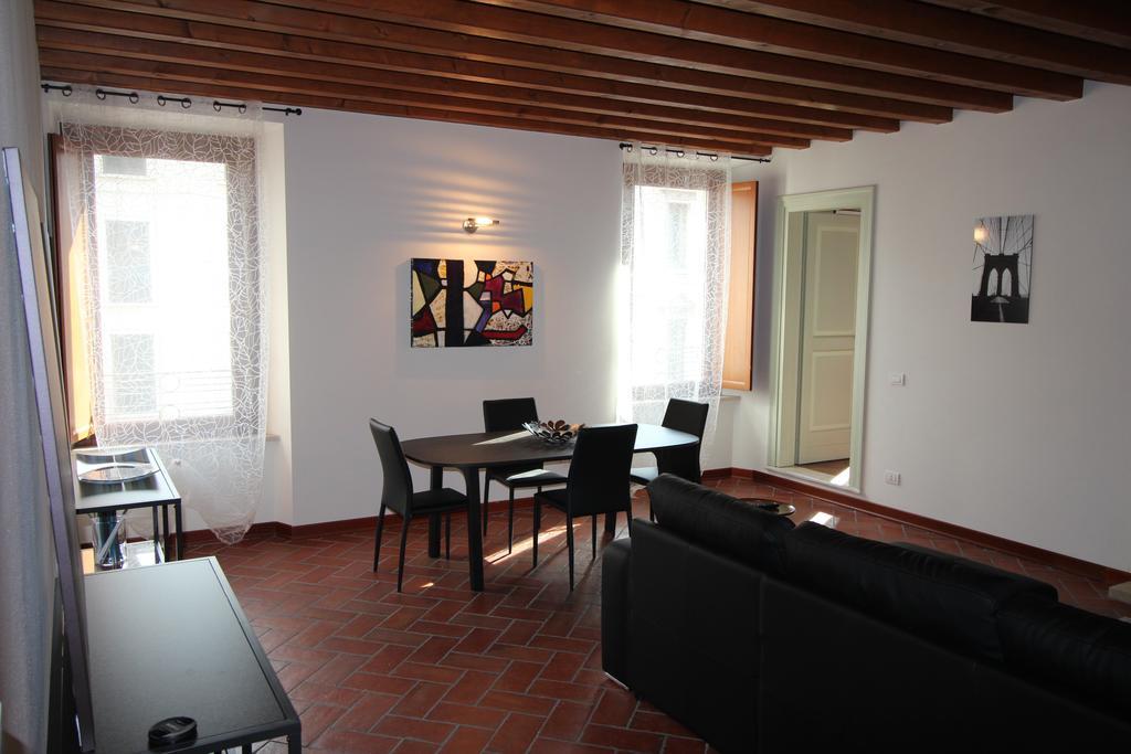 Eleganti Dimore Brescia Exterior photo