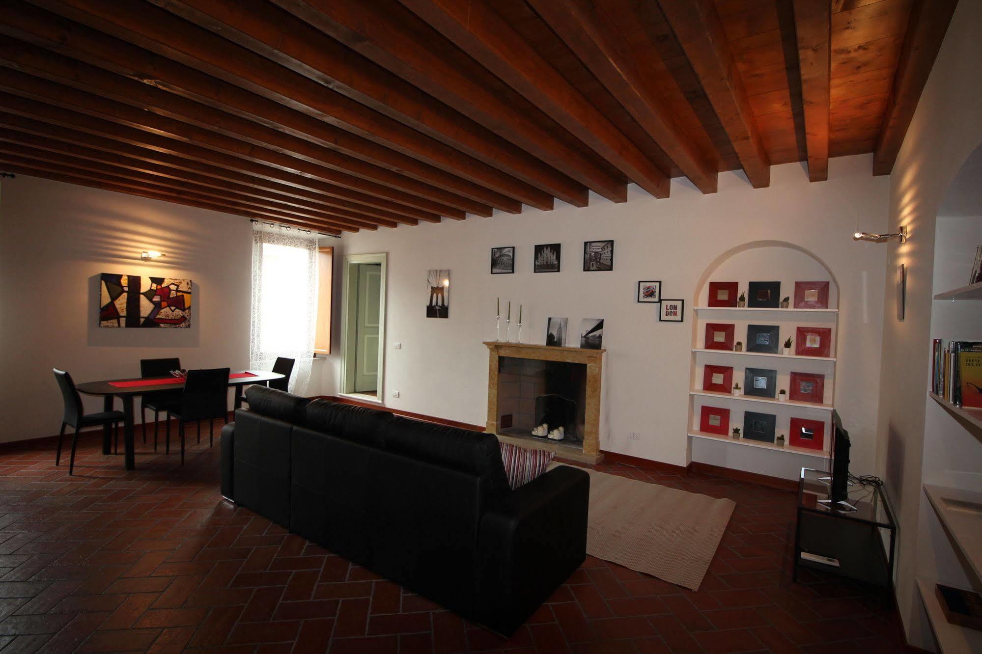 Eleganti Dimore Brescia Exterior photo